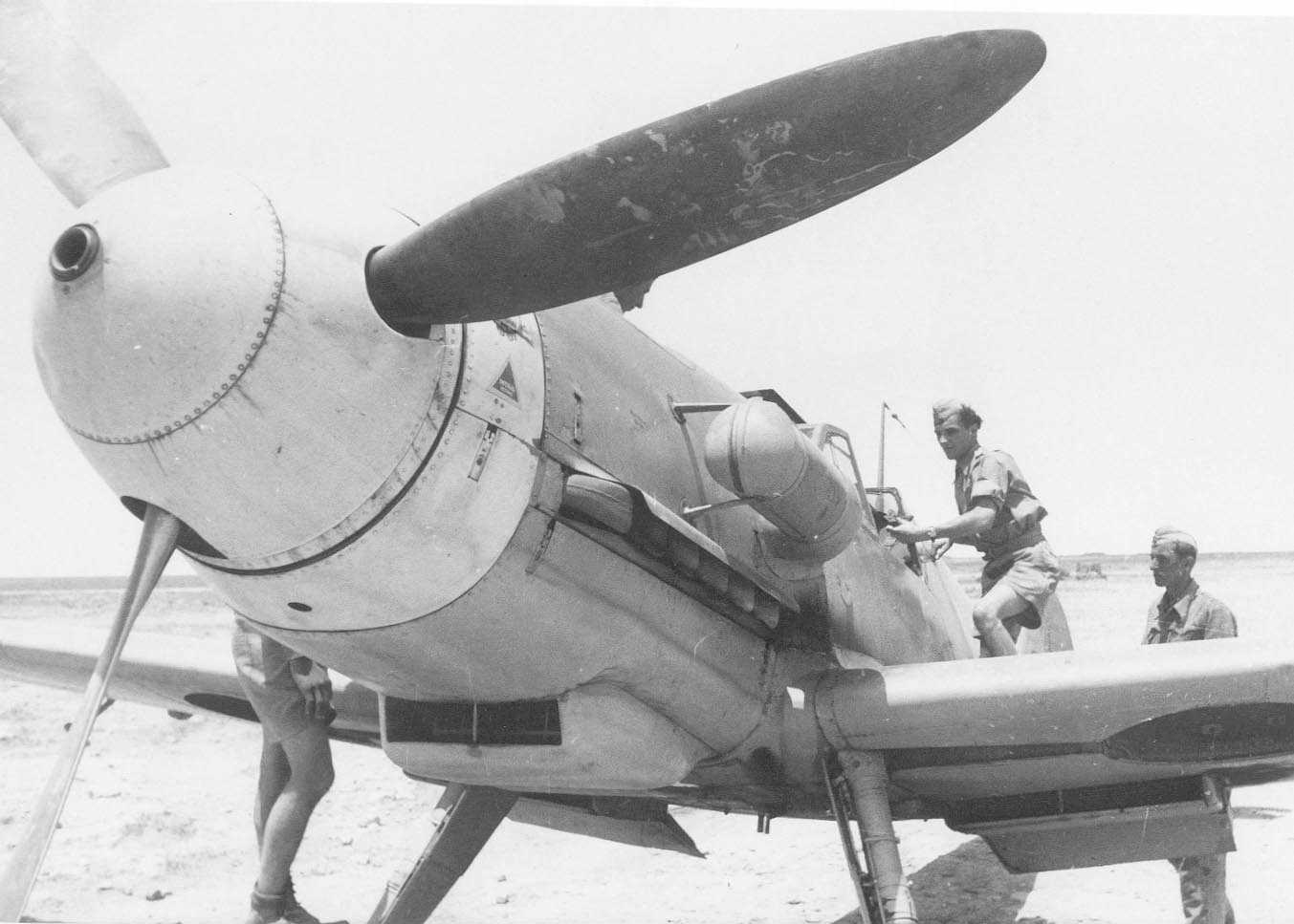 Me109-F4-14-Marseille-NorthAfrica.jpg